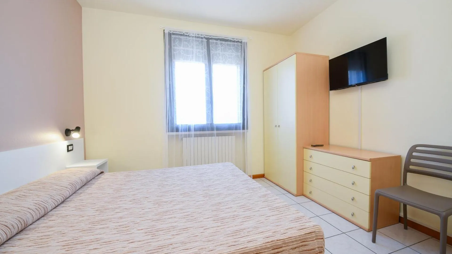 Residence Parco 西尔米奥奈 0*,  意大利